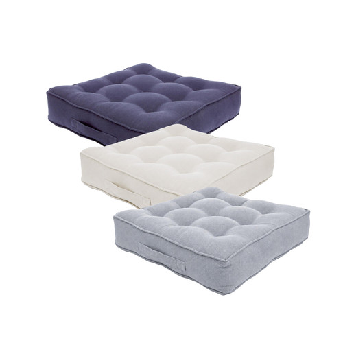 Square armchair booster - square,